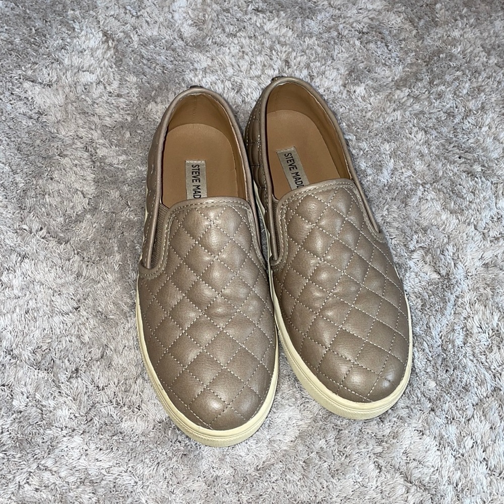 Steve Madden Sneakers